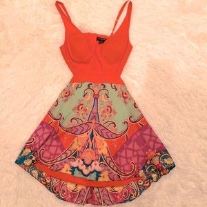 Guess by Marciano: cocktail dress.